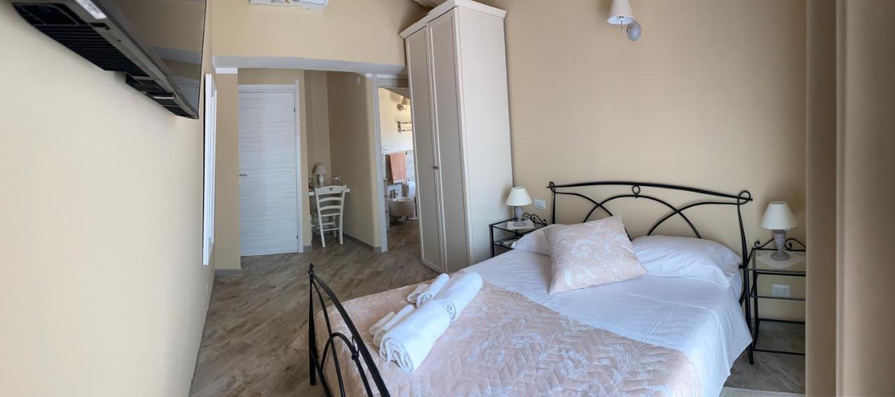 La Soffitta Di Emmasofia Bed and Breakfast San Vito  Exteriör bild
