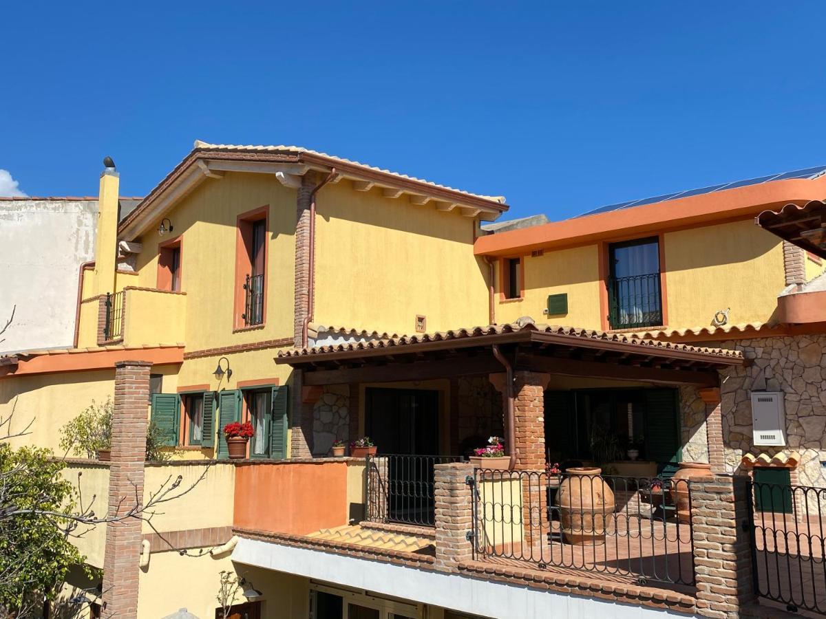 La Soffitta Di Emmasofia Bed and Breakfast San Vito  Exteriör bild